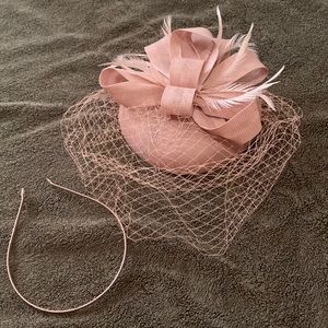 Fascinator hat